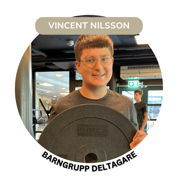 Sasan är en bra tränare för han hjälper dig när du tycker att någonting är svårt, och många tränare hade oftast blivit irriterade, men Sasan väljer att lära ut på bästa sätt. Det gör att man får motivation att träna nästa gång!